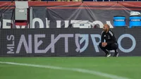 Crew 2 fires Higuain after fallout from ref abuse