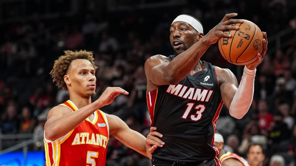 img of Giannis wins first with Heat behind 24-18 night; Bam...