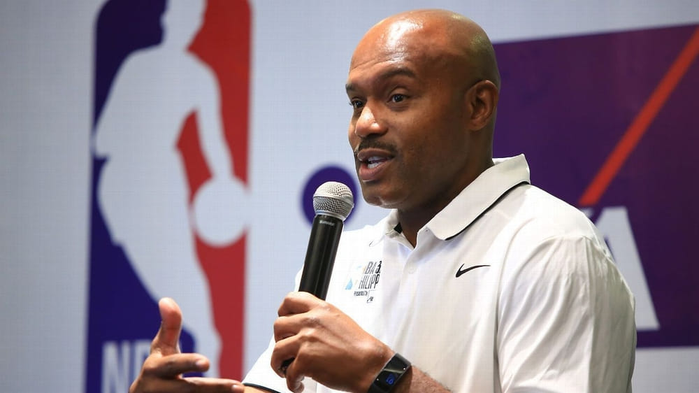 img of Hardaway Sr.: Son can't use retired 10 with Heat