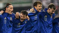 La famiglia: Esposito brothers make history for Italy...