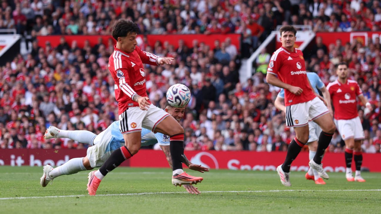 Premier League VAR review: Wrongly awarded goal costs Man United