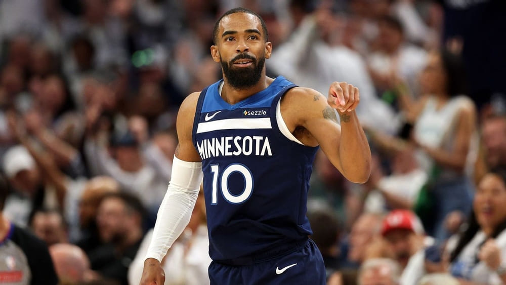 img of Sources: Conley to C's, 12th to reach 20 seasons