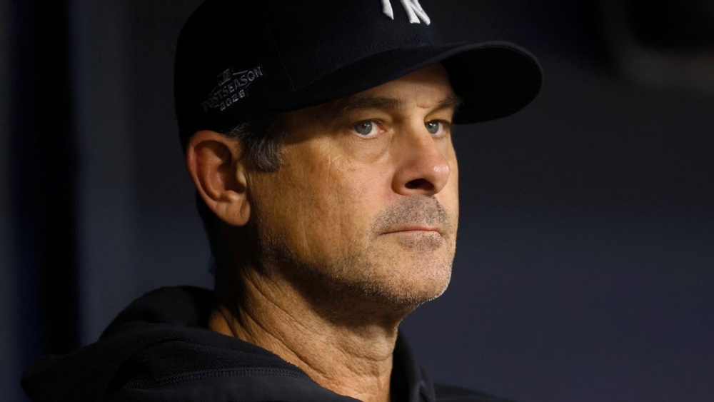 img of Yankees bumble their way through 'really rough night'...